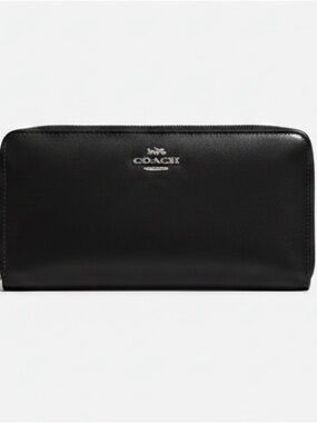 Coach Black Leather Zip Wallet Silver Hardware